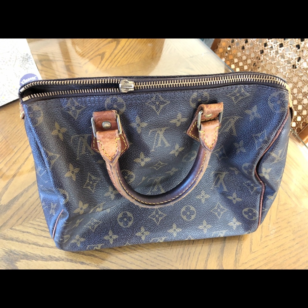 Authentic Louis Vuitton Speedy 25!
